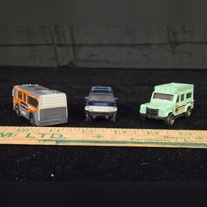 Matchbox Off-Road Vehicle Lot Bus SUV Forest Service Trucks